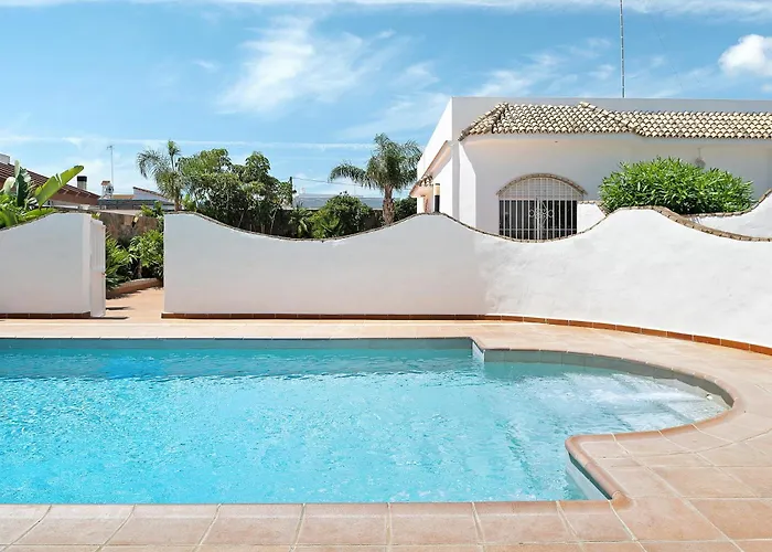 Fuente3 Piscina Comun Famila كونيل ذي لا فرونتيرا